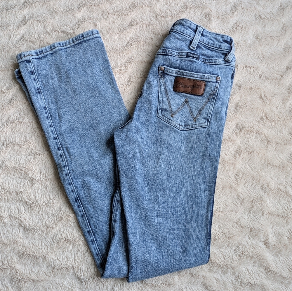 Wrangler Women's Light Blue Jeans
